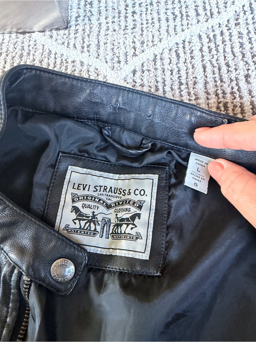 Levi's Black Leather Biker Jacket for Women - Picture 2 of 3